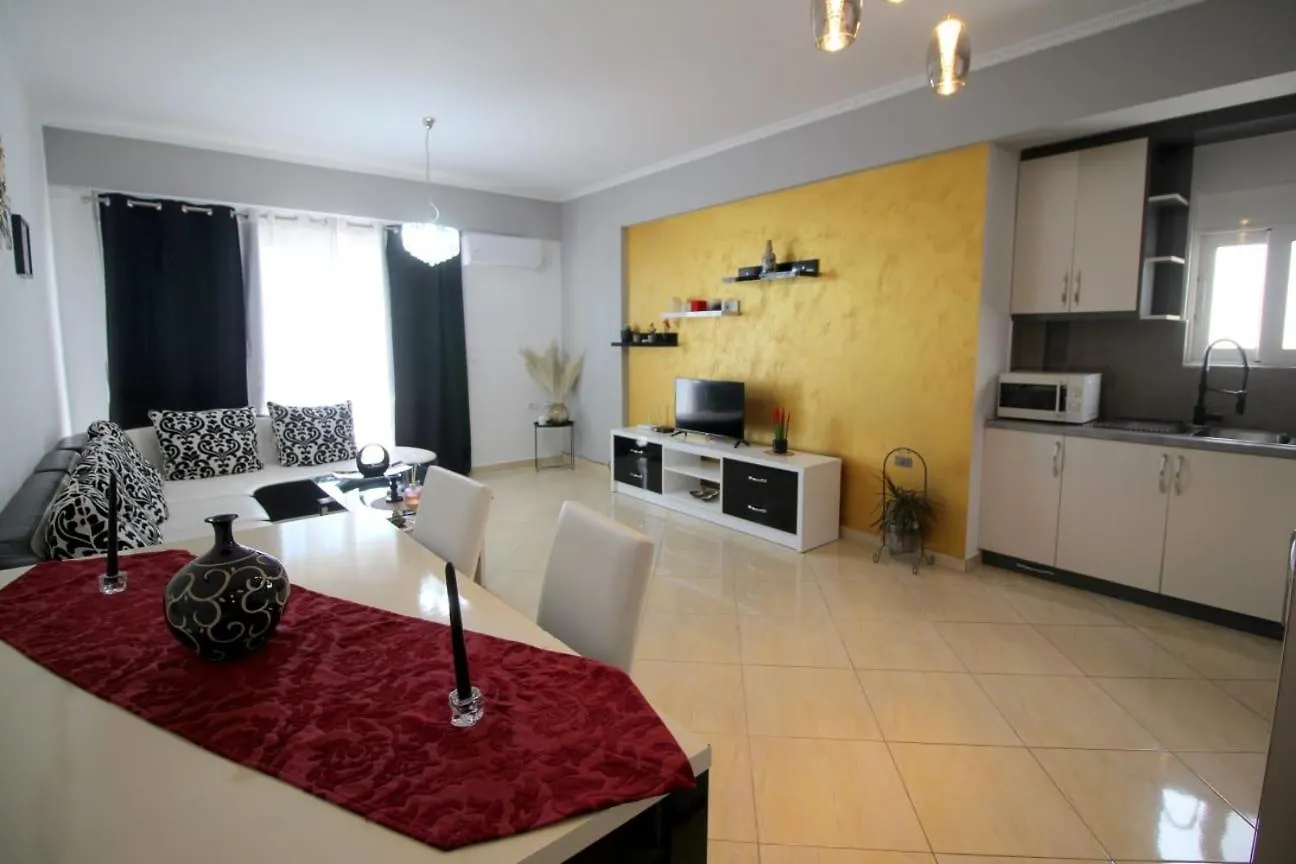 Nikol Apartments Saranda Albánia