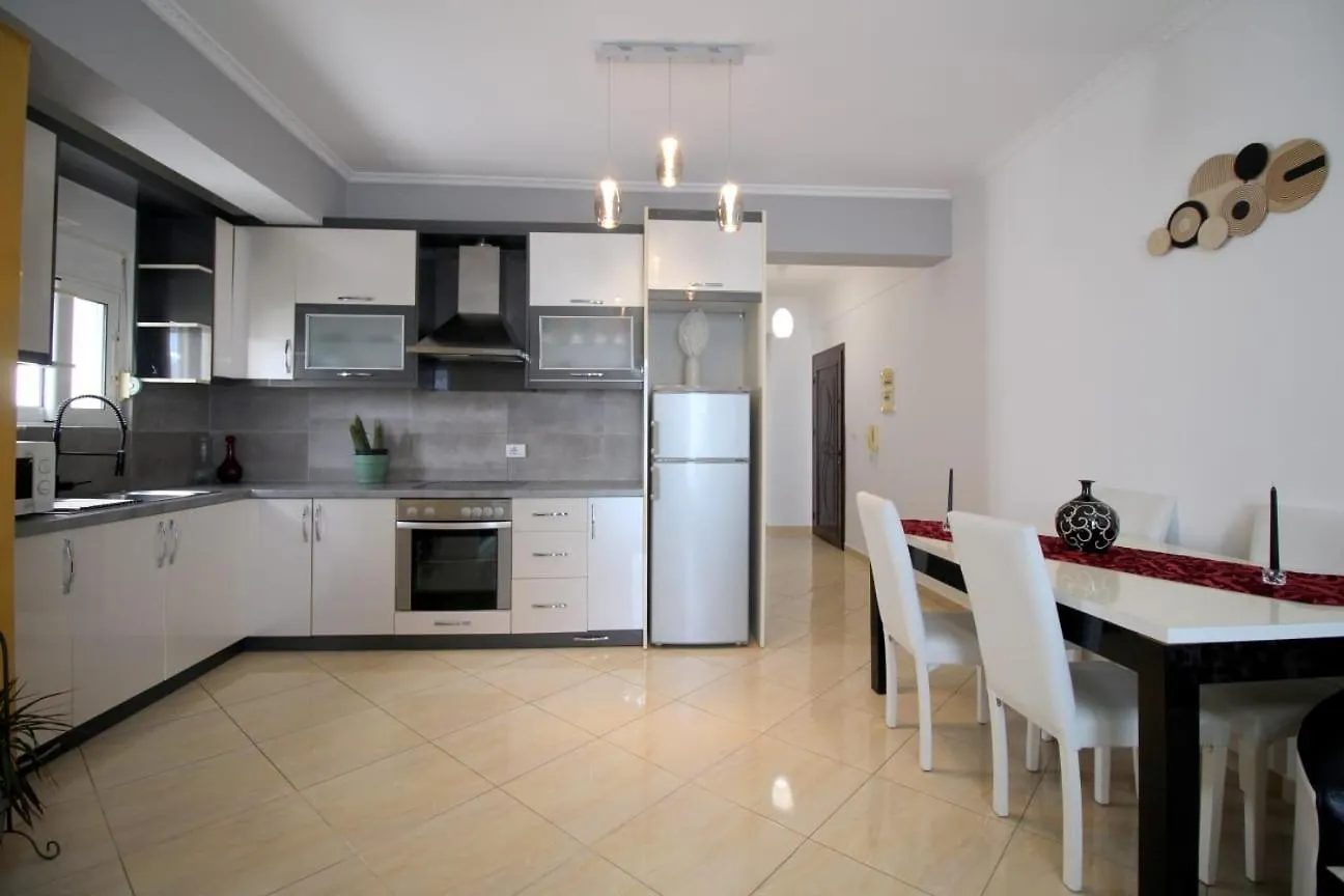 Nikol Apartments Saranda 0*,  Albánia