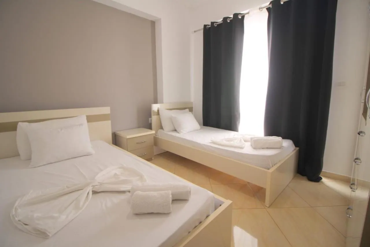 Nikol Apartments Saranda 0*,  Albánia